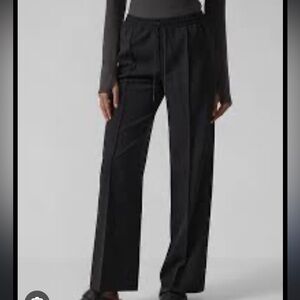 Athleta black endeavor wide leg pant